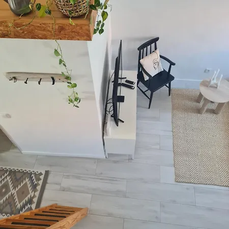 Alba - Casa Aurea Feriehus *