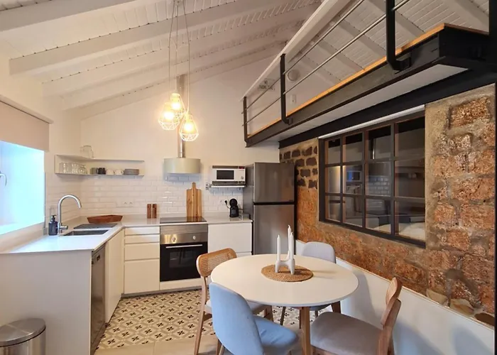 Alba - Casa Aurea 別荘 *