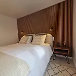 Alba - Casa Aurea 別荘 *