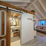 Alba - Casa Aurea オデセイシェ